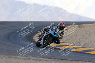 media/Oct-03-2022-Moto Forza (Mon) [[5f077a3730]]/Beginner Group/Session 5 (Turn 12)/